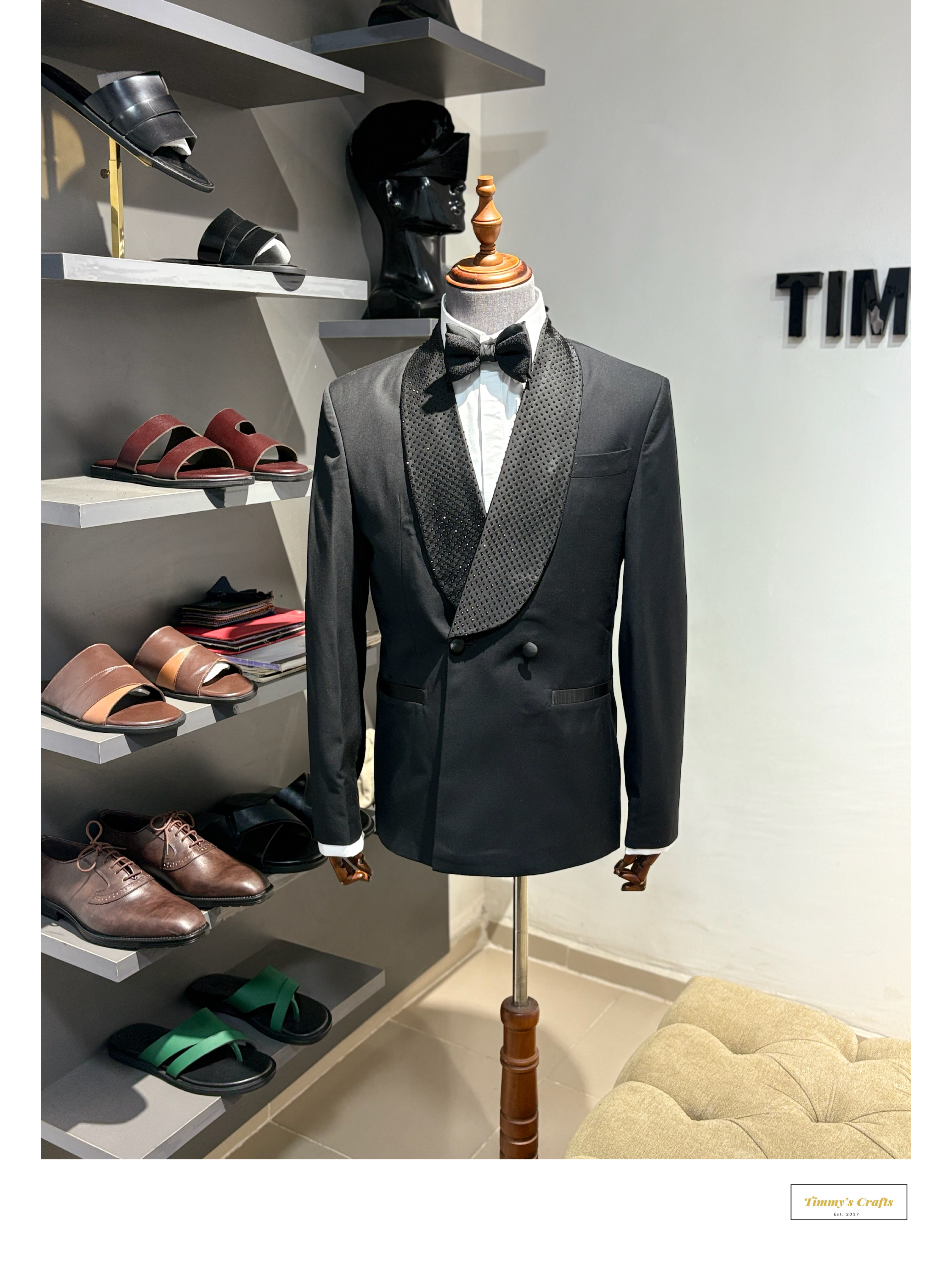 Tailoring detail by Timmy’s Crafts